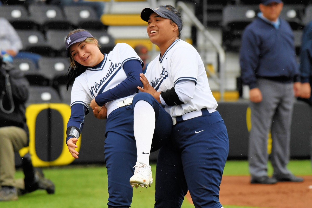 c Pendleton Wilsonville 5A softball final Leon Neuschwander 29